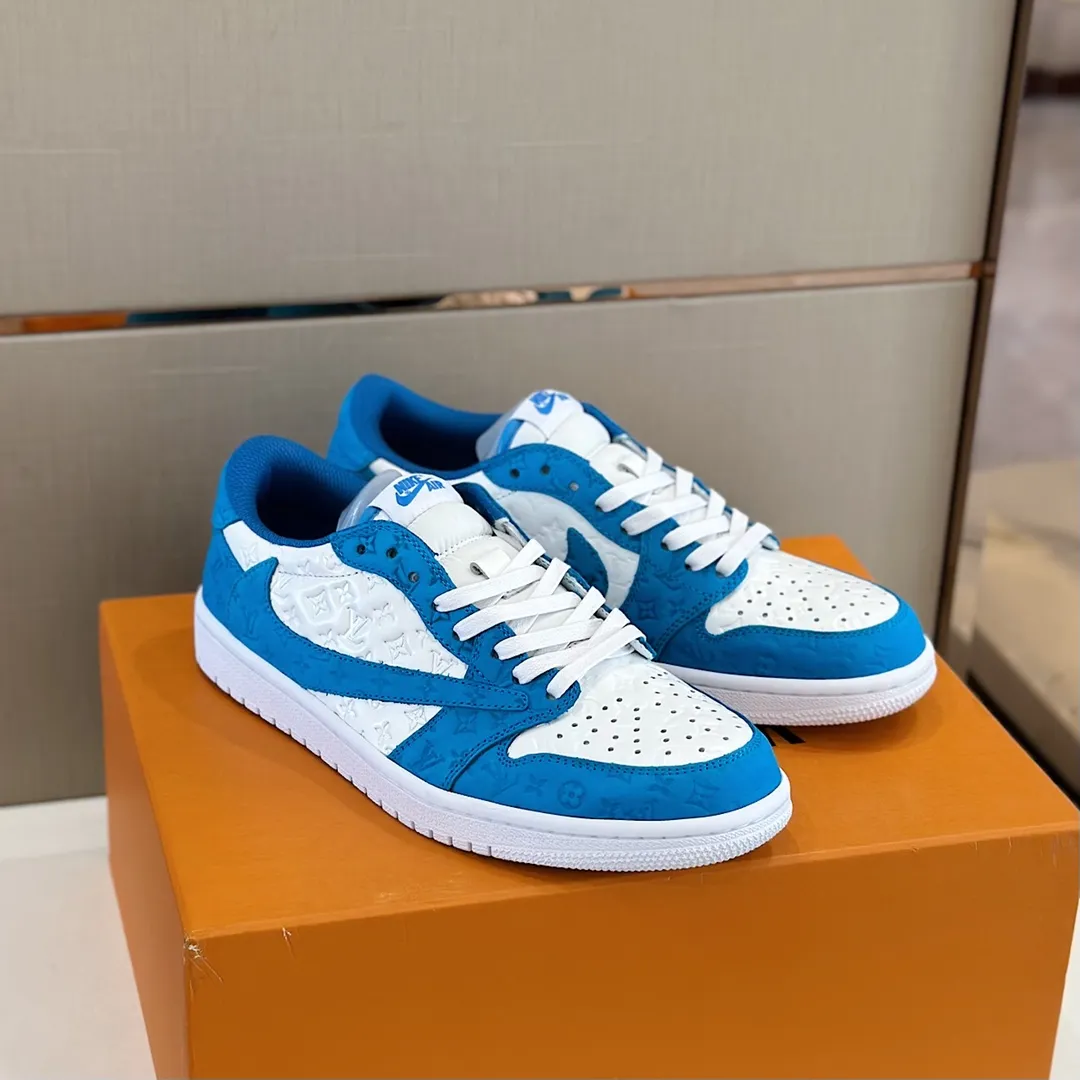 Men's shoes 💰p440 "*OUIS *UITTO* Nike" new original drawer box, co-branded low-top casual sneakers, this sneaker is completely made of denim canvas splicing leather, decorated with Louis Vuitton's iconic monogram and Damierl pattern with natural cowhide piping. The upper of this shoe combines LV’s most classic Monogram and Damier elements, giving it a sense of luxury and recognition! Size: 38-45